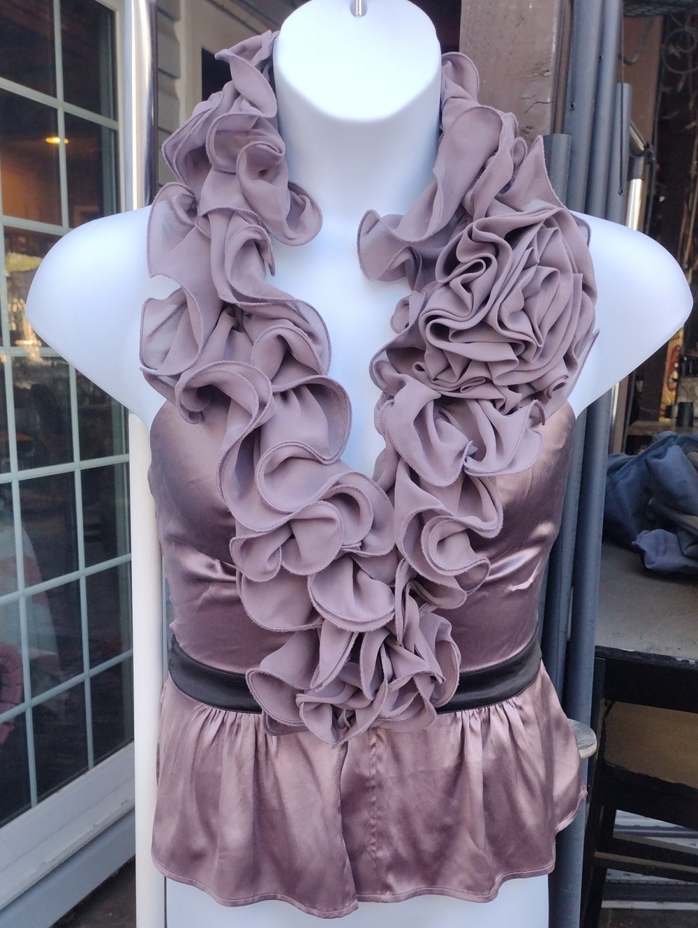 💜 Y2K bebe Dusty Mauve/ Taupe Satin Dramatic Ruffled Fairycore Halter Top - Picture 6 of 15